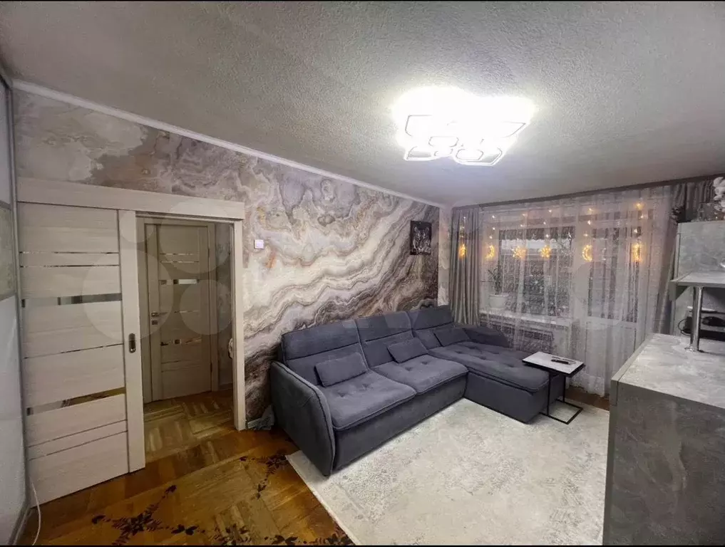 2-к. квартира, 42 м, 5/5 эт. - Фото 0