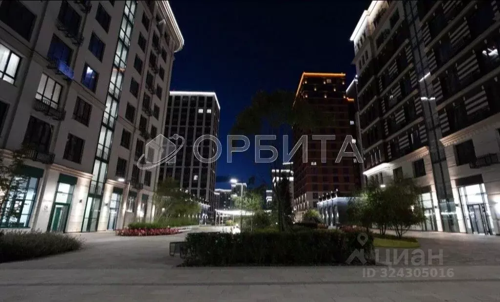 2-к кв. Тюменская область, Тюмень ул. Пожарных и Спасателей, 1к1 (90.0 ... - Фото 1