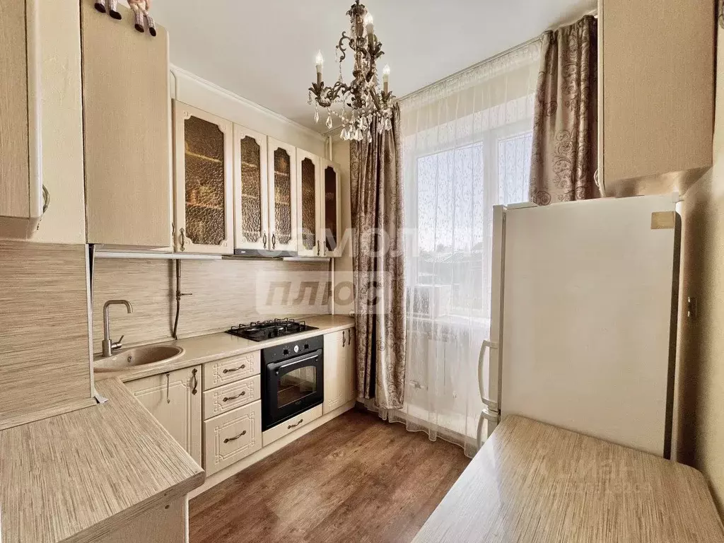 3-к кв. Ульяновская область, Ульяновск просп. Гая, 24 (67.28 м) - Фото 1