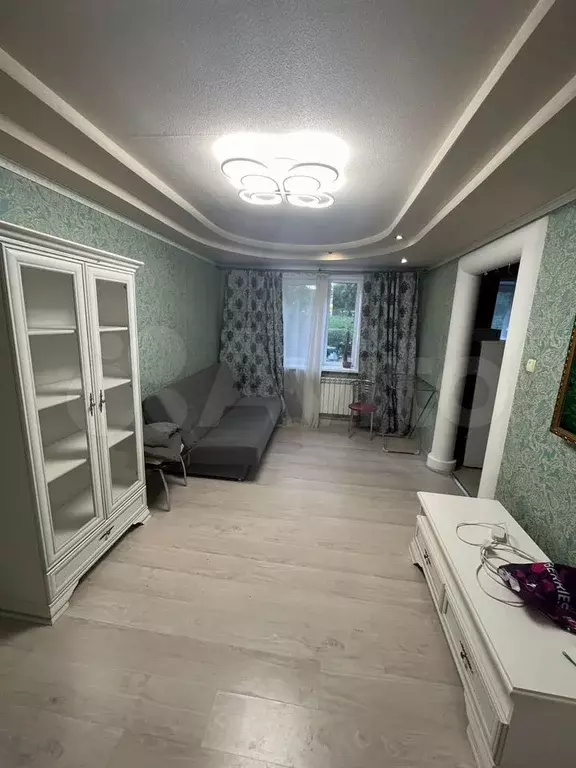 2-к. квартира, 48 м, 1/9 эт. - Фото 0