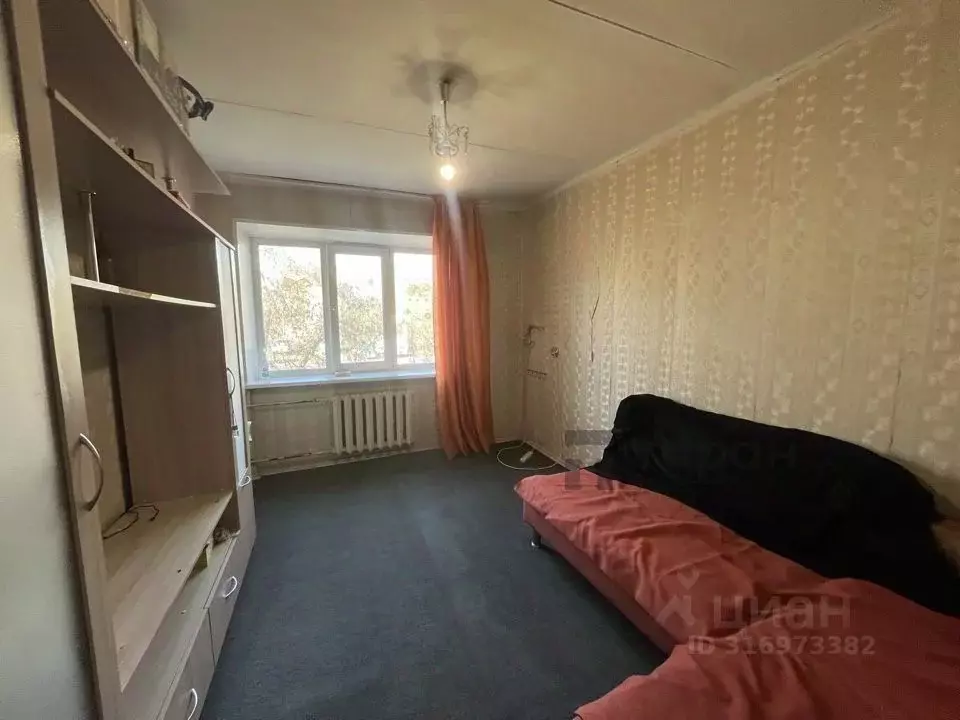 2-к кв. Челябинская область, Челябинск ул. Барбюса, 37 (30.8 м) - Фото 0