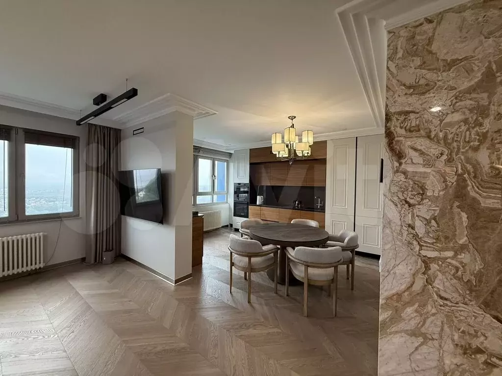 3-к. квартира, 90 м, 9/10 эт. - Фото 0