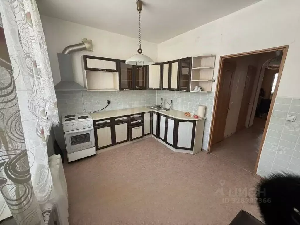 3-к кв. Сахалинская область, Долинск Сахалинская ул., 10 (69.6 м) - Фото 1