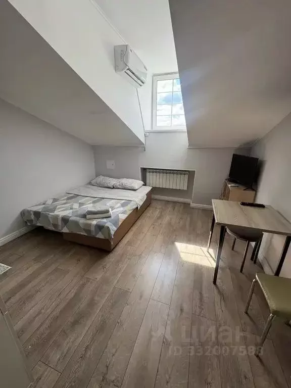 Комната Москва Гостиничный проезд, 8К1 - Фото 1