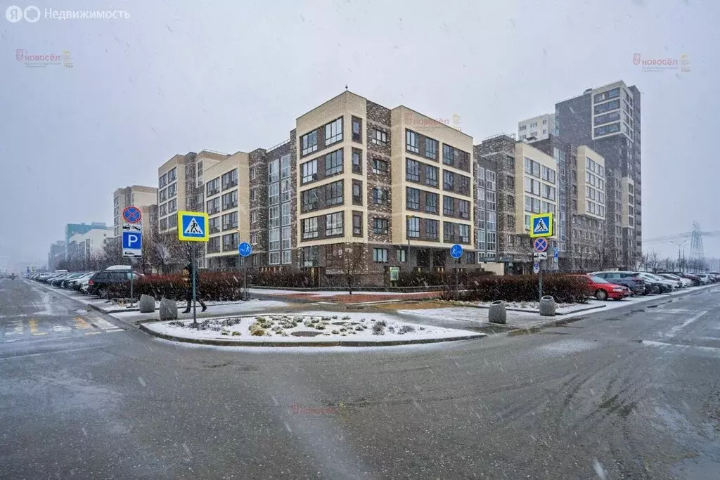 2-комнатная квартира: Екатеринбург, улица Чемпионов, 3 (46 м) - Фото 2