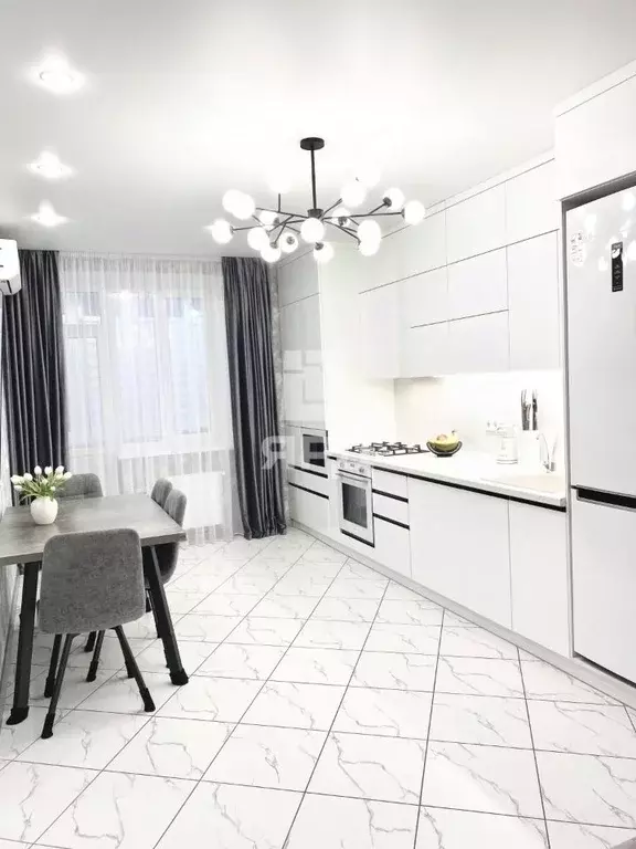 2-к кв. Ростовская область, Таганрог ул. Чехова (75.0 м) - Фото 0