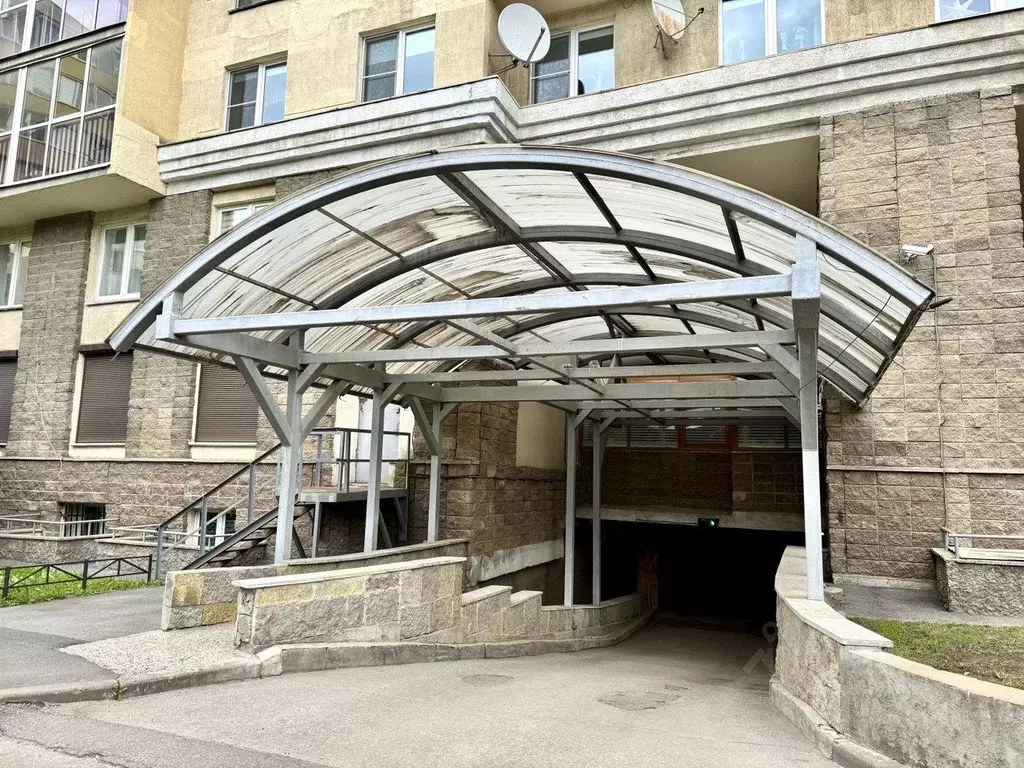 Гараж в Санкт-Петербург Ланское ш., 14к1 (16 м) - Фото 0