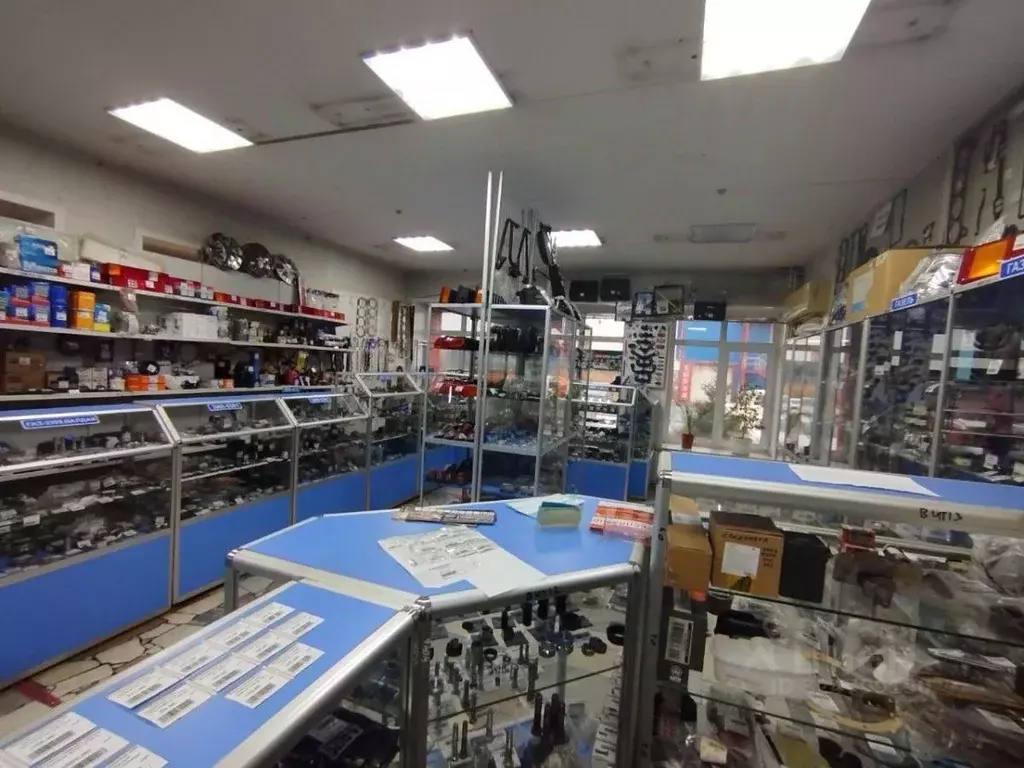 Помещение свободного назначения в Татарстан, Набережные Челны тракт ... - Фото 1