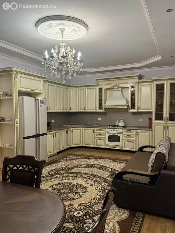 Дом в Дербент, улица Мазахира Рзаева (200 м) - Фото 1