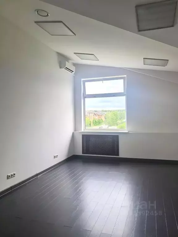 Офис в Москва д. Сосенки, ул. Сосновая, 1В (24 м) - Фото 1