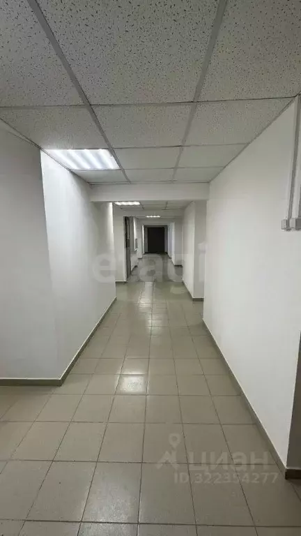 Офис в Ямало-Ненецкий АО, Новый Уренгой Оптимистов мкр, 10/1 (283 м) - Фото 1