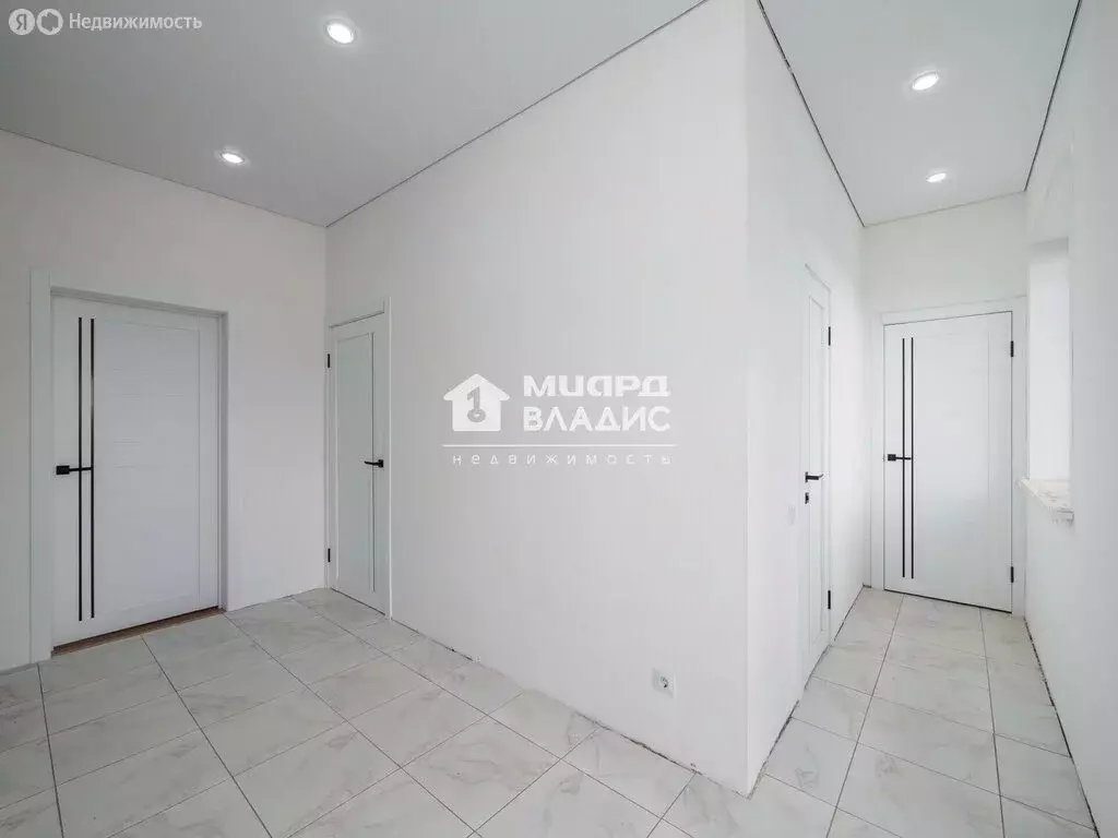 Дом в посёлок Магистральный, Бульварная улица (110 м) - Фото 1