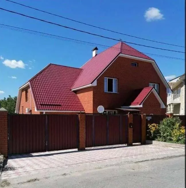Коттедж в Белгородская область, Старый Оскол Ромашковая ул. (240 м) - Фото 0
