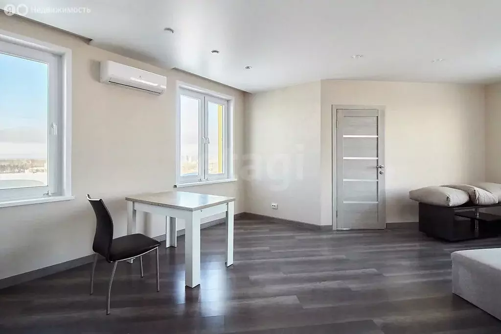 2-комнатная квартира: Тюмень, Ставропольская улица, 160/1 (62.9 м) - Фото 2