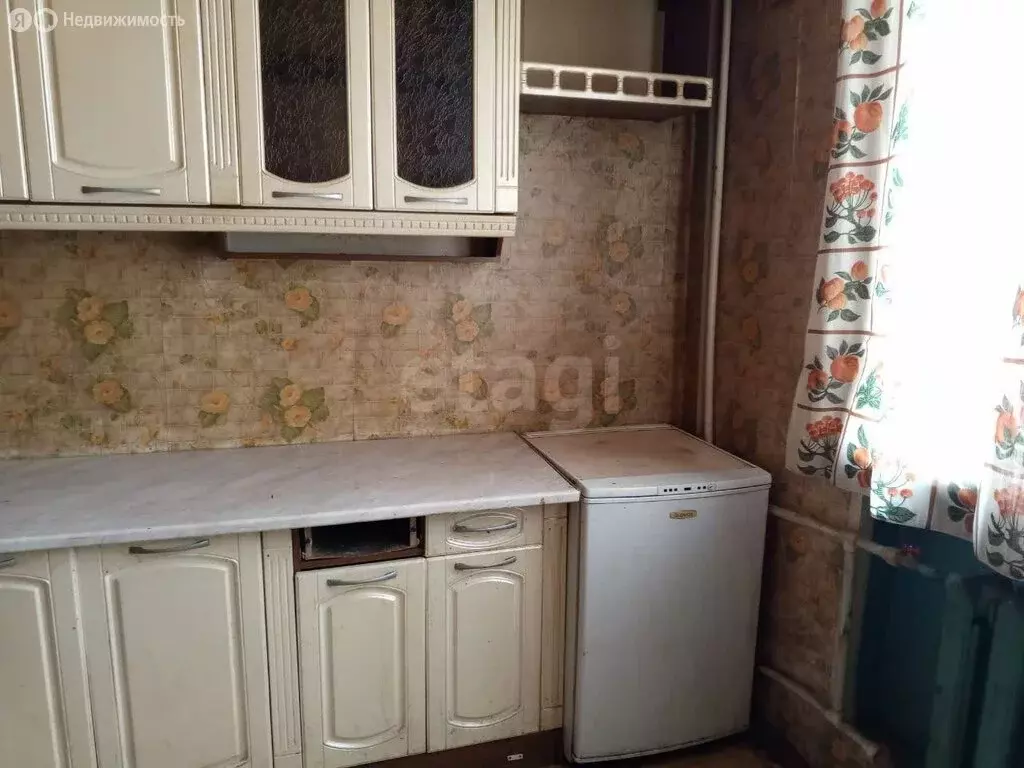 2-комнатная квартира: Черногорск, улица Кирова, 64 (43.8 м) - Фото 1