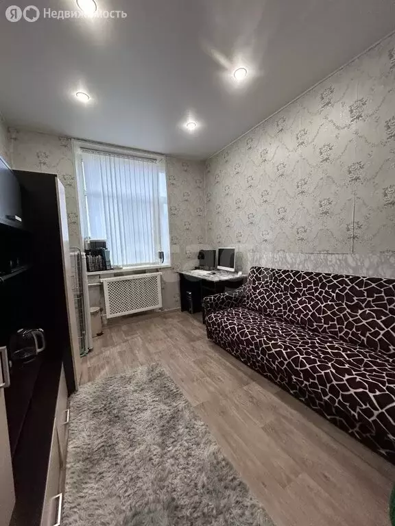 1к в 3-комнатной квартире (11.8 м) - Фото 1