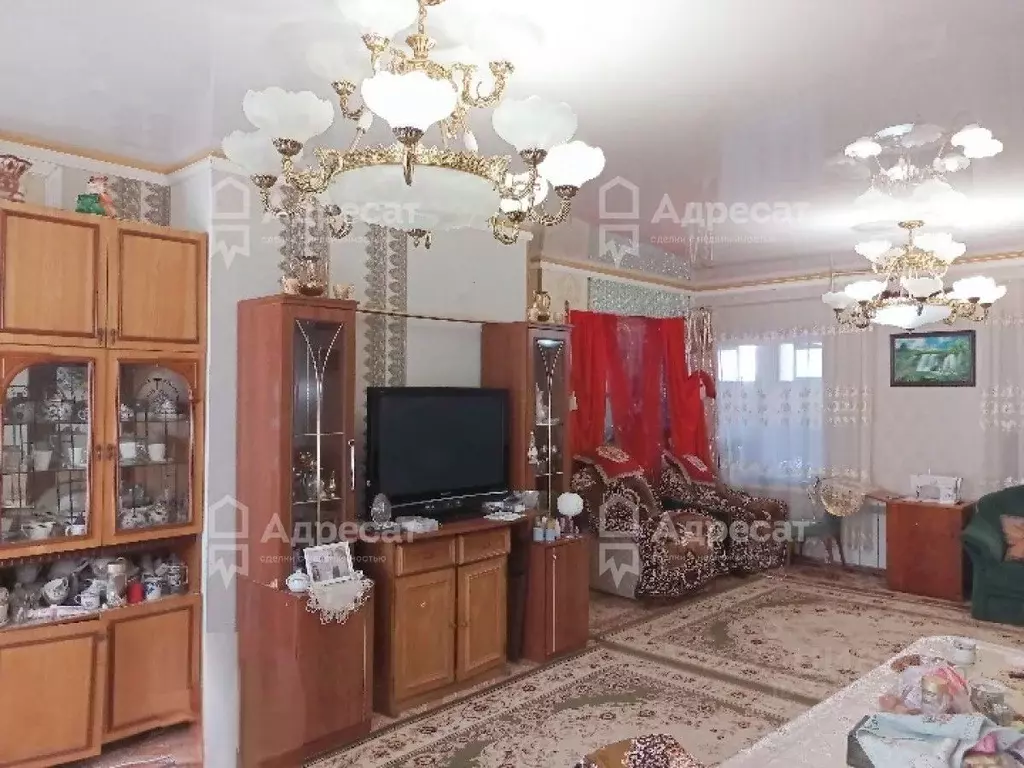 Дом в Волгоградская область, Волгоград Алексеевская ул. (370 м) - Фото 0