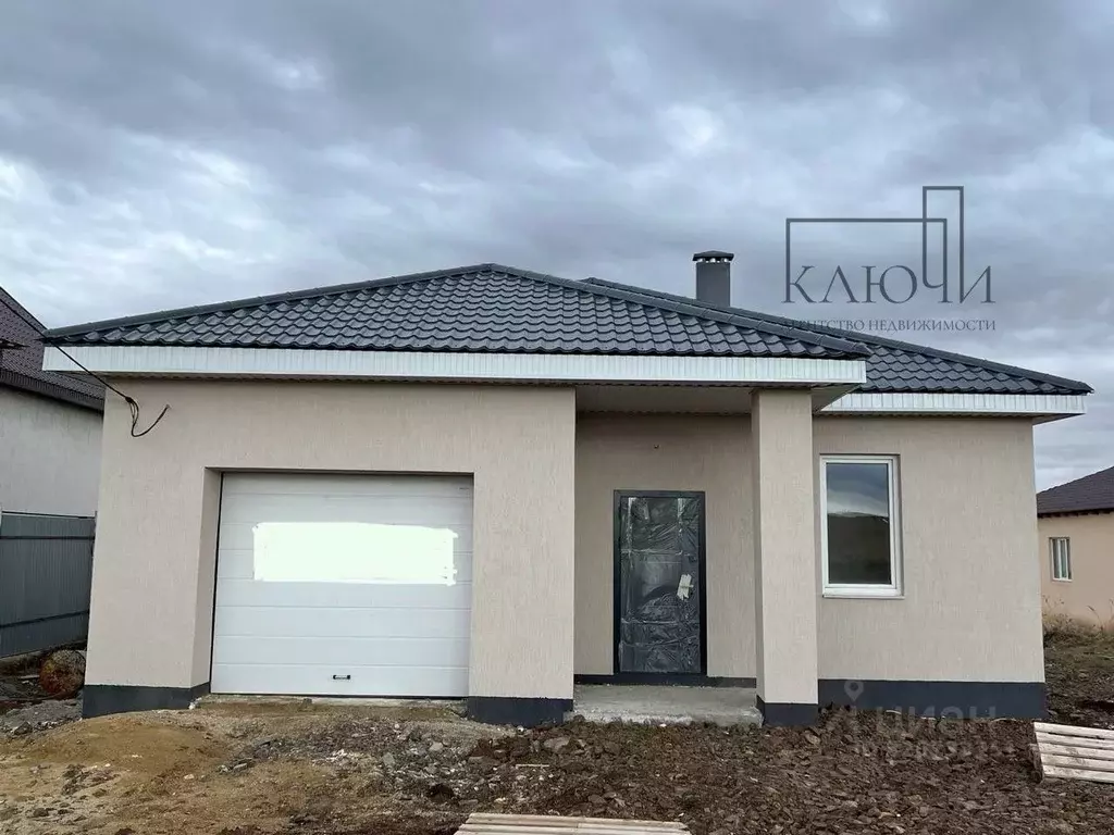 Дом в Челябинская область, Магнитогорск ул. Любимая (120 м) - Фото 1