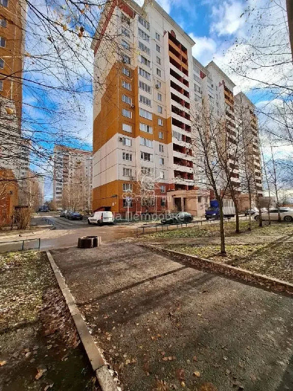 Продается 2-комнатная квартира - Фото 1