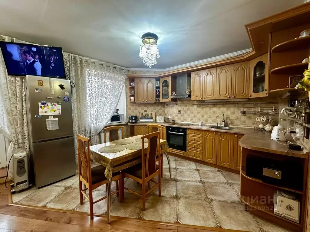 3-к кв. Белгородская область, Белгород ул. Белгородского полка, 67 ... - Фото 2