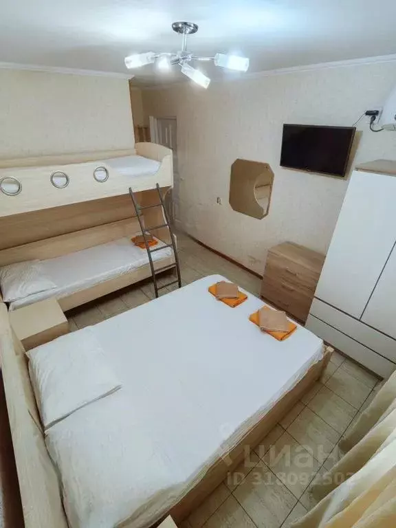 Комната Краснодарский край, Сочи Адлер жилрайон, ул. Лазурная, 18/1 - Фото 1