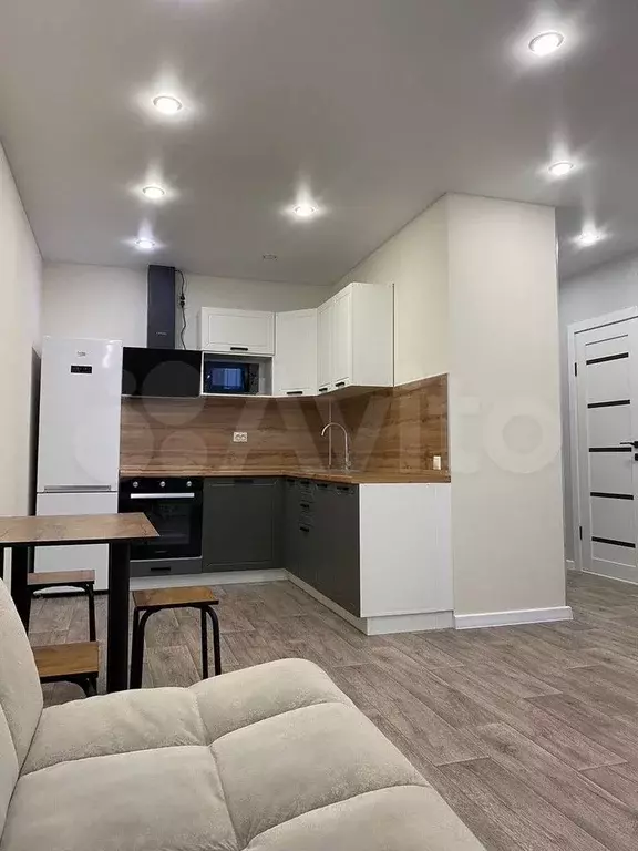 2-к. квартира, 40 м, 6/16 эт. - Фото 0
