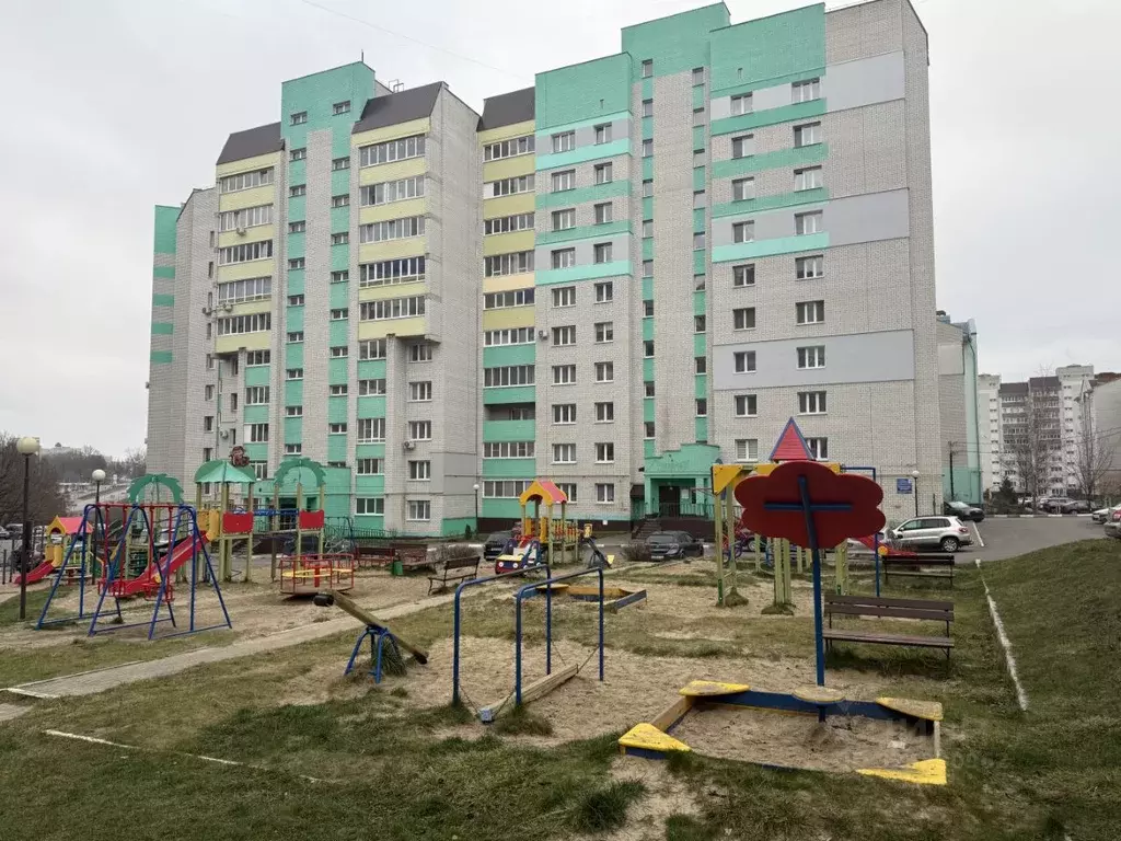 3-к кв. Брянская область, Брянский район, Снежское с/пос, пос. Путевка ... - Фото 1