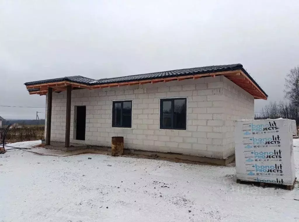 Дом в Тверская область, Калининский муниципальный округ, д. Гришкино ... - Фото 1