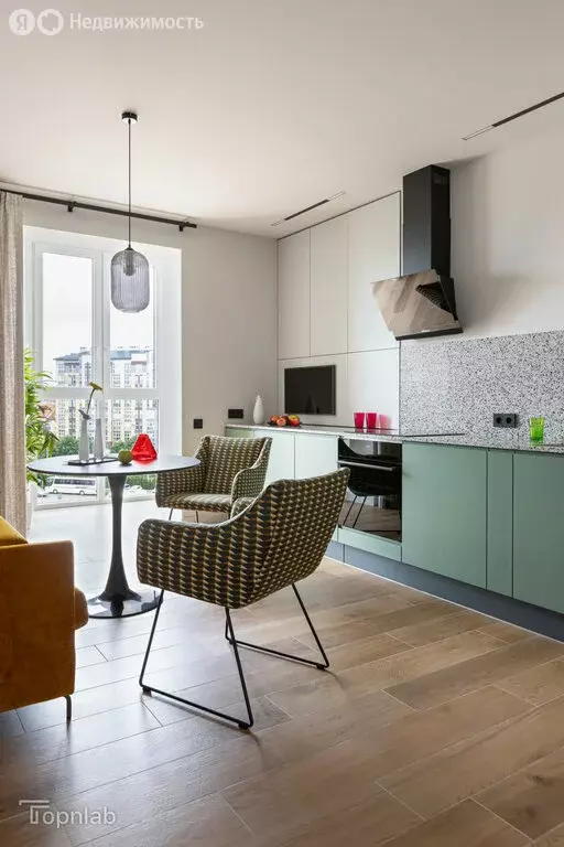 2-комнатная квартира: Зеленоградск, улица Автомобилистов, 1 (68 м) - Фото 2