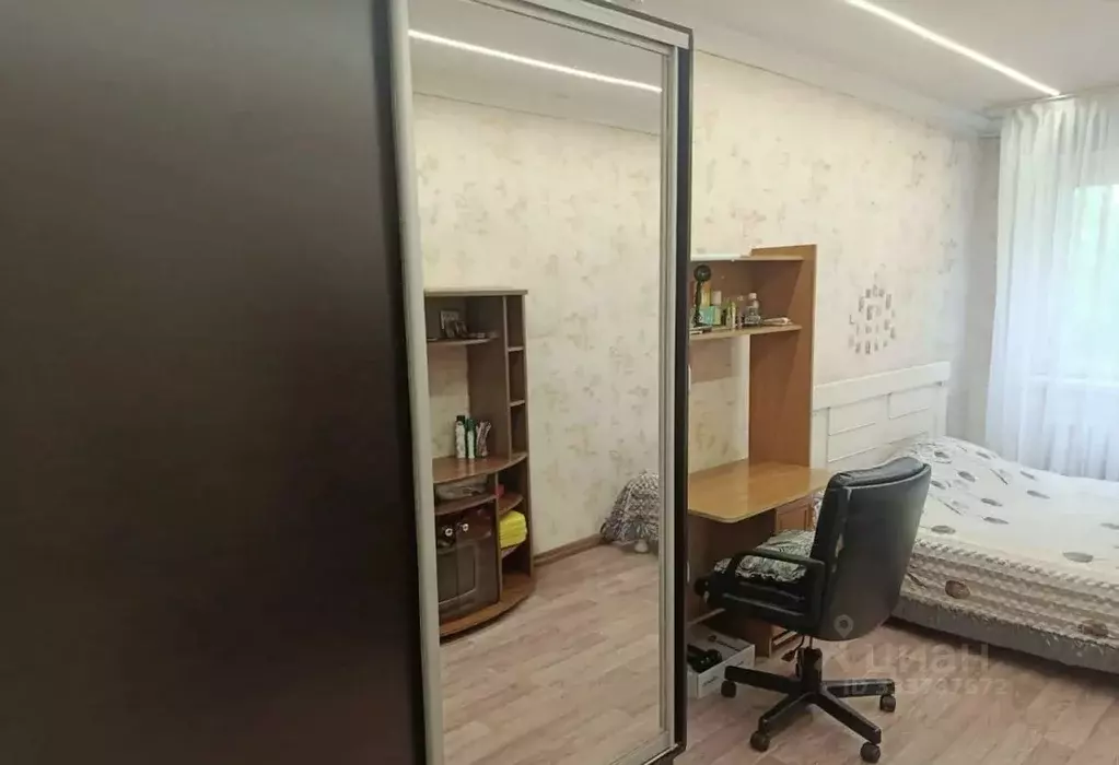 Комната Иркутская область, Иркутск ул. 4-я Железнодорожная, 98 (12.0 ... - Фото 2