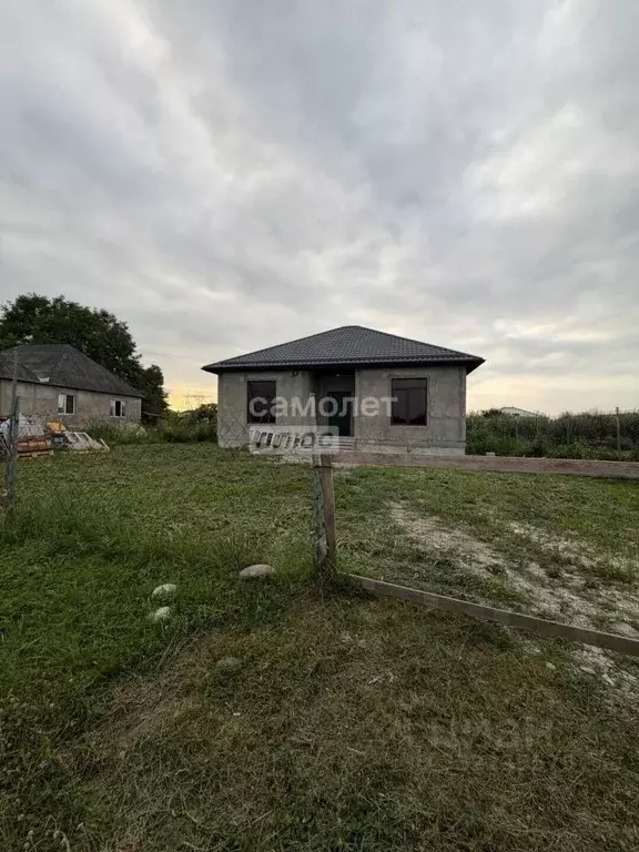 Дом в Кабардино-Балкария, Чегемский район, с. Нартан ул. Братьев ... - Фото 2