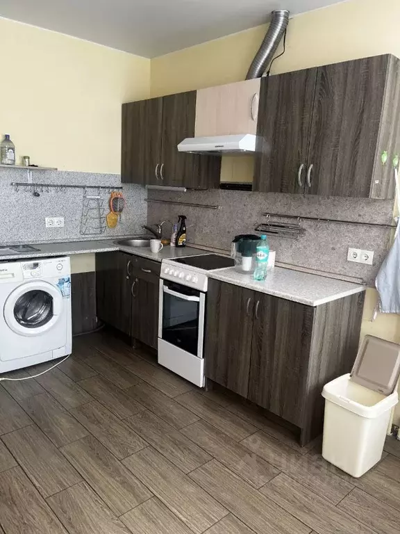 2-к кв. Московская область, Балашиха Кучино мкр, ул. Речная, 10 (64.0 ... - Фото 0