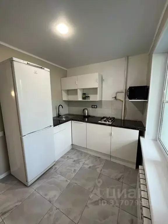 1-к кв. Татарстан, Казань ул. Сафиуллина, 12 (37.0 м) - Фото 0