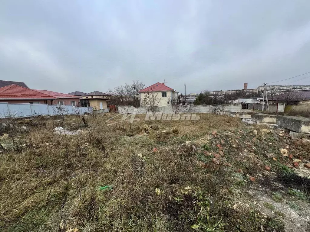 Участок в Крым, Симферопольский район, с. Мирное ул. Красная (8.5 ... - Фото 0