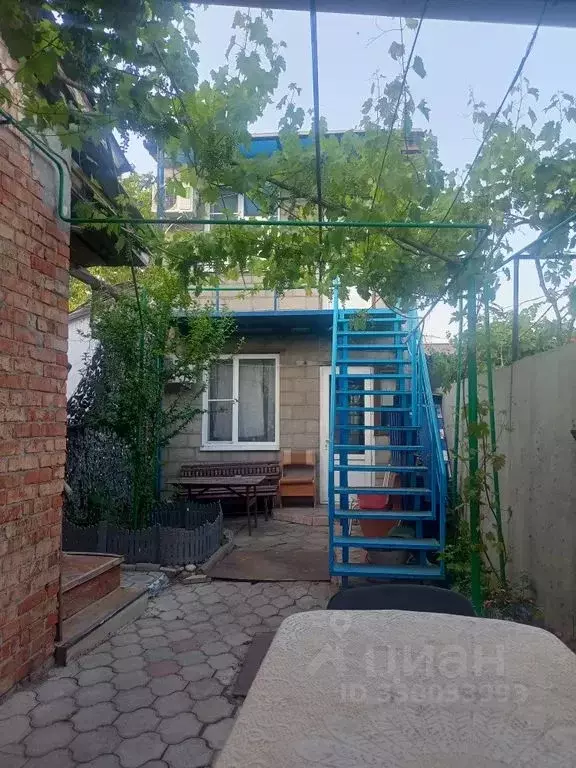 Комната Краснодарский край, Ейск Бердянская ул., 91 - Фото 2