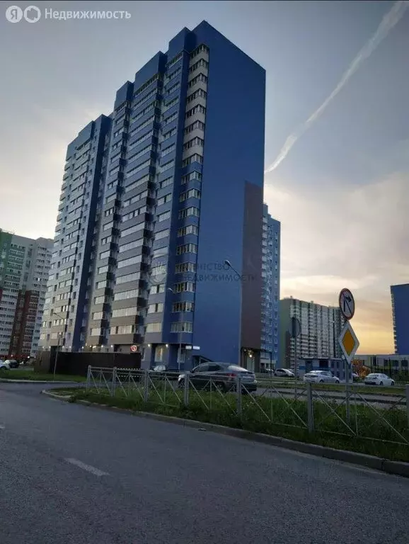 1-комнатная квартира: Казань, улица Виктора Сажинова, 2/12 (42 м) - Фото 0
