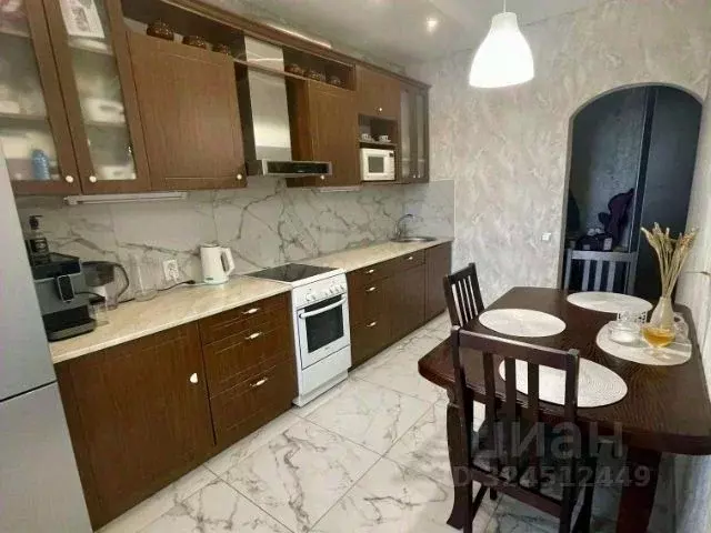 2-к кв. Омская область, Омск ул. Герцена, 270 (63.0 м) - Фото 2