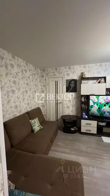 2-к кв. Ярославская область, Ярославль ул. Нефтяников, 12 (38.5 м) - Фото 2