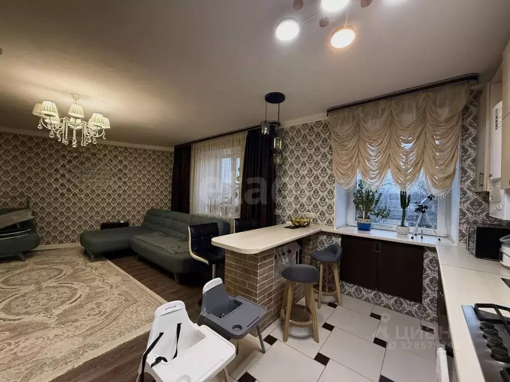 3-к кв. Владимирская область, Гусь-Хрустальный Прудинская ул., 3 (73.4 ... - Фото 1