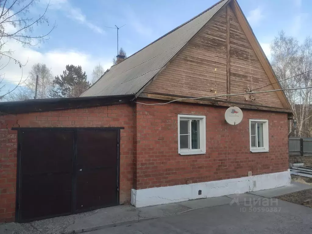 Дом в Иркутская область, Иркутск Лесная ул., 117 (100 м) - Фото 0