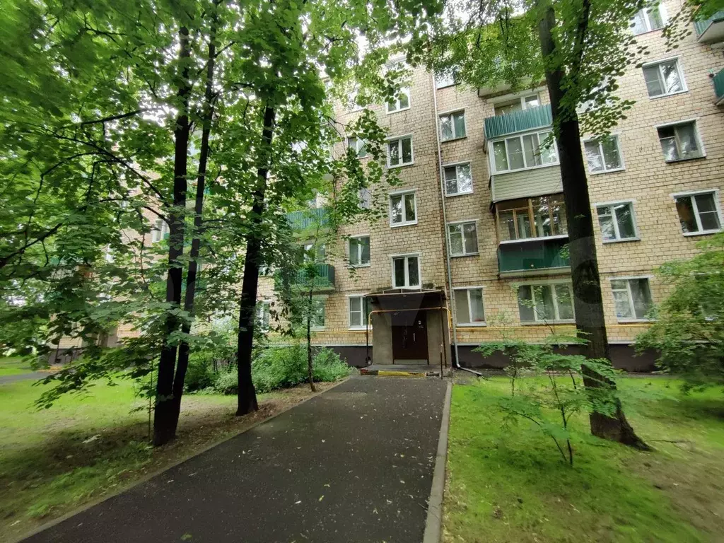 Доля в 3-к. квартире, 48,1м, 1/5эт. - Фото 0