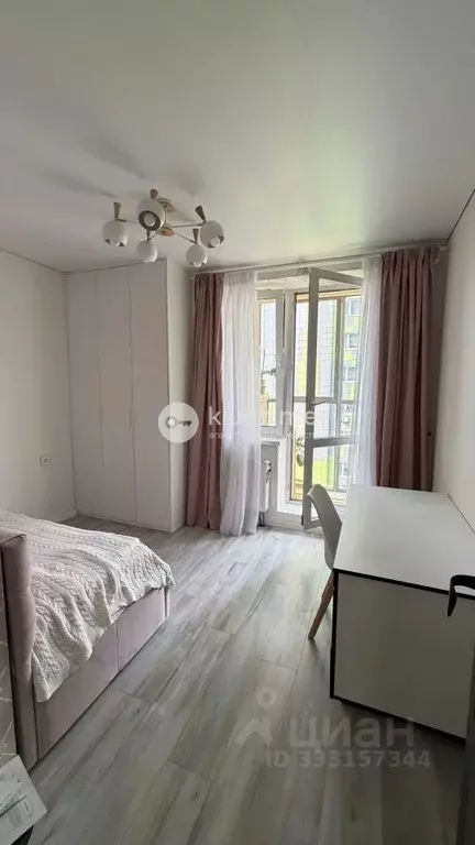 2-к кв. Татарстан, Казань ул. Рауиса Гареева, 107 (53.1 м) - Фото 1