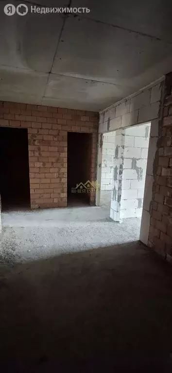 2-комнатная квартира: Владикавказ, улица Курсантов-Кировцев, 4А (72.4 ... - Фото 1