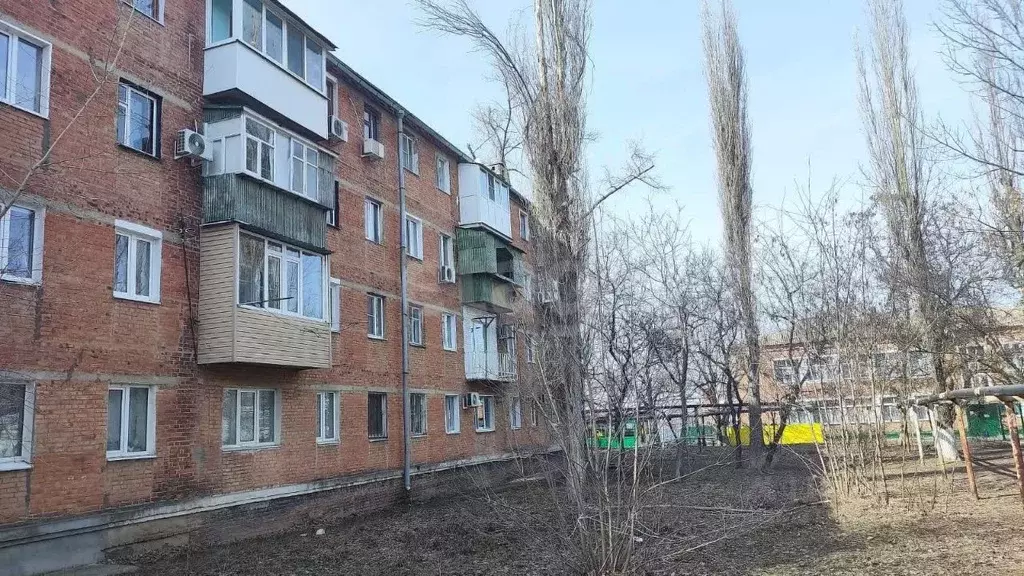 3-к кв. Ростовская область, Шахты просп. Чернокозова, 142 (60.0 м) - Фото 0