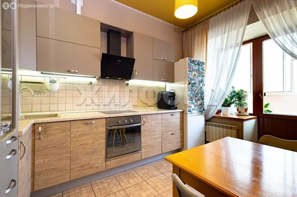 2-комнатная квартира: Новосибирск, улица Крылова, 28/1 (51 м) - Фото 1