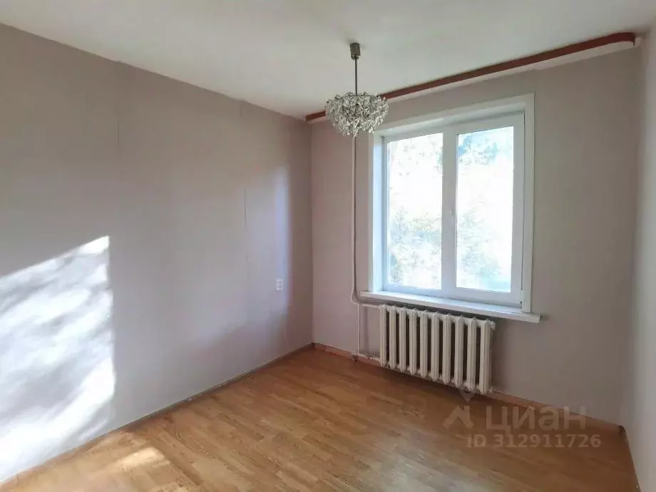 2-к кв. Пермский край, Березники ул. Парижской Коммуны, 52 (37.2 м) - Фото 1