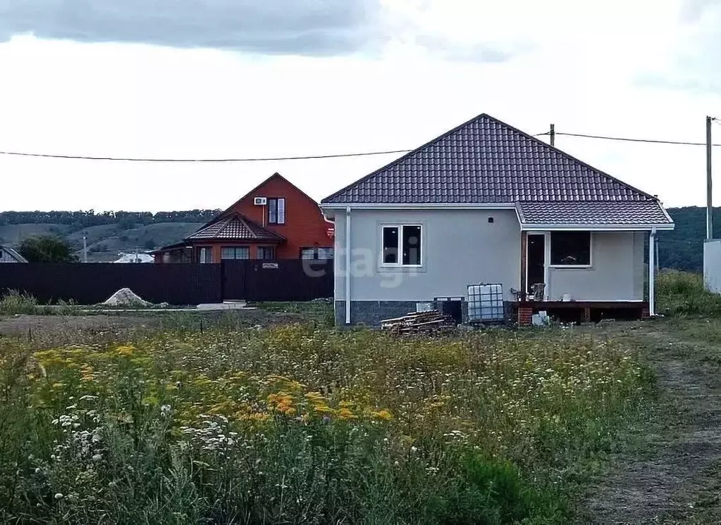 Дом в Белгородская область, Белгородский район, Хохловское с/пос, с. ... - Фото 0