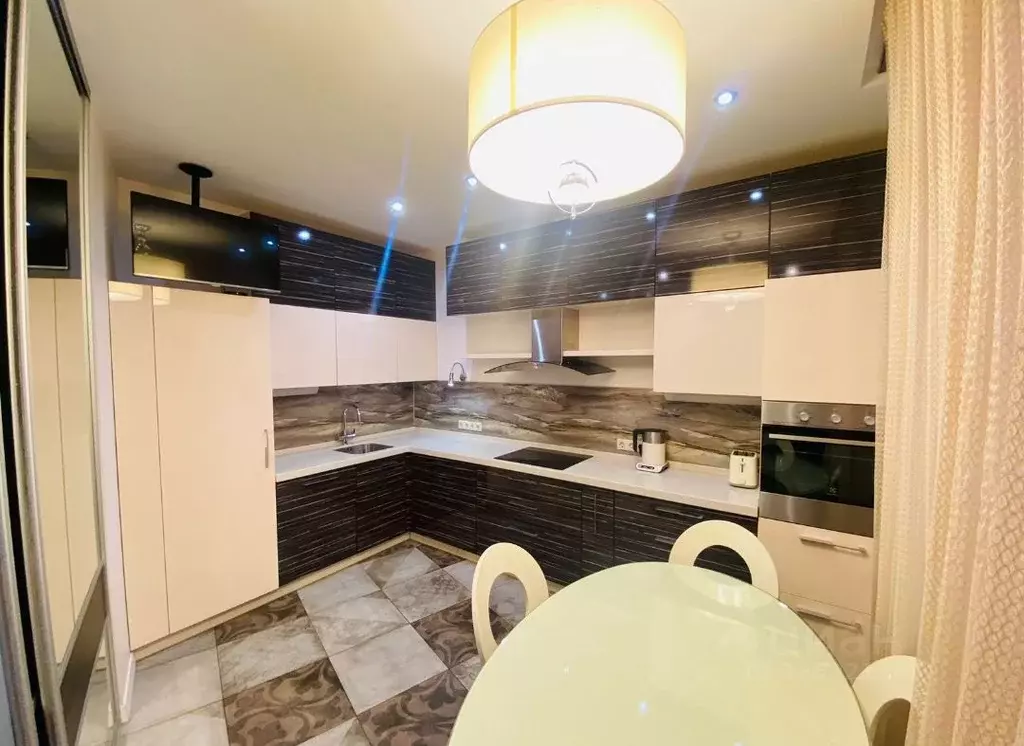 3-к кв. Ростовская область, Ростов-на-Дону ул. Малюгиной, 220/84 (95.0 ... - Фото 1