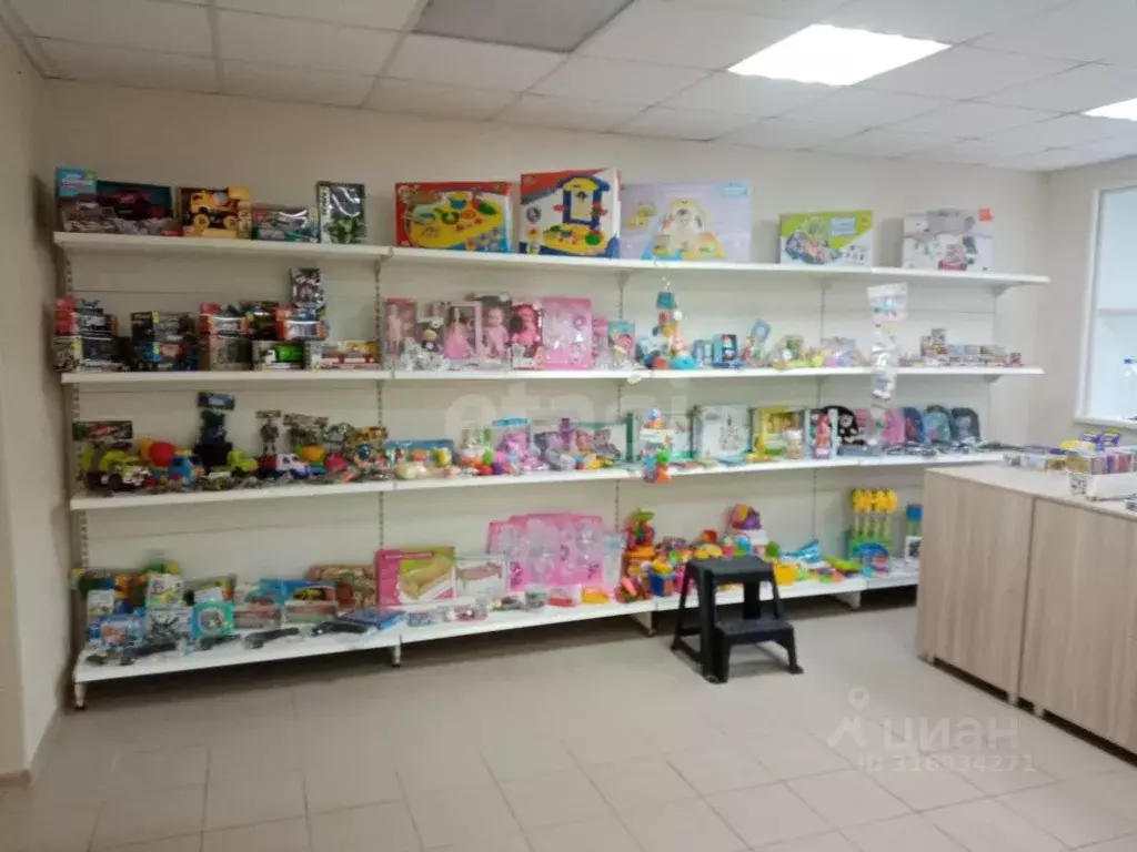 Помещение свободного назначения в Свердловская область, Нижний Тагил ... - Фото 0