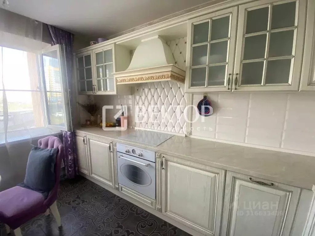 3-к кв. Ивановская область, Иваново Московский мкр, 14Ак2 (80.0 м) - Фото 0